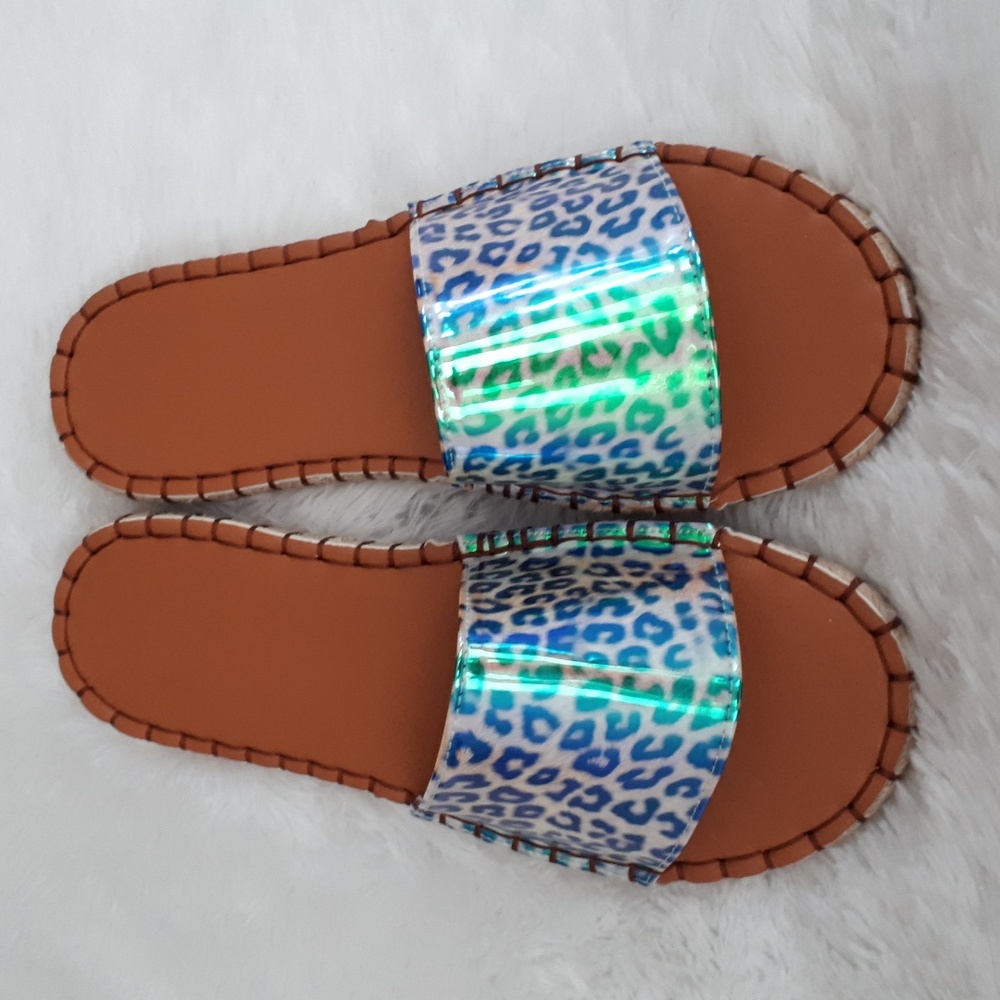 Holographic slides
